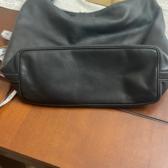 Gucci Leather Hobo Bag | 73884 - Picture 5 of 16